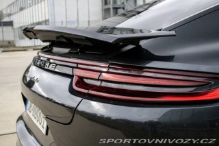Porsche Panamera Turbo 4x4 / 404kW / A8 / 2017