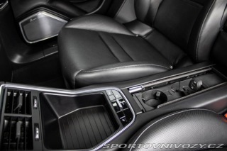 Porsche Panamera Turbo 4x4 / 404kW / A8 / 2017