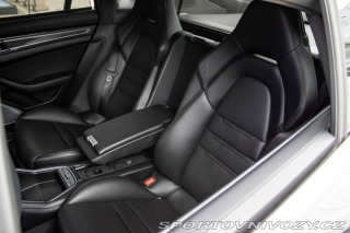 Porsche Panamera Turbo 4x4 / 404kW / A8 / 2017