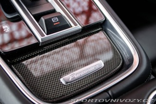 Porsche Panamera Turbo 4x4 / 404kW / A8 / 2017