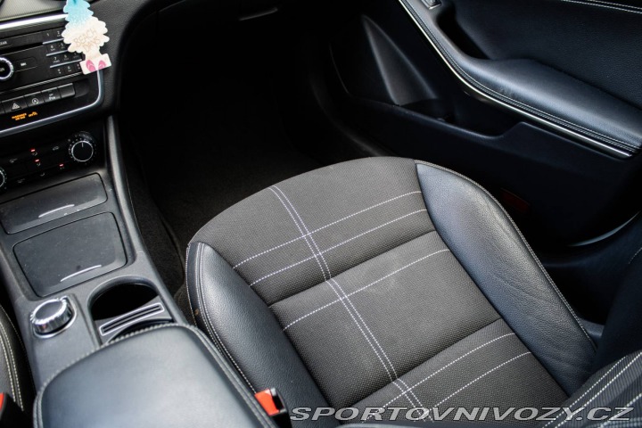 Mercedes-Benz CLA Shooting Brake 220 CDI A 2015
