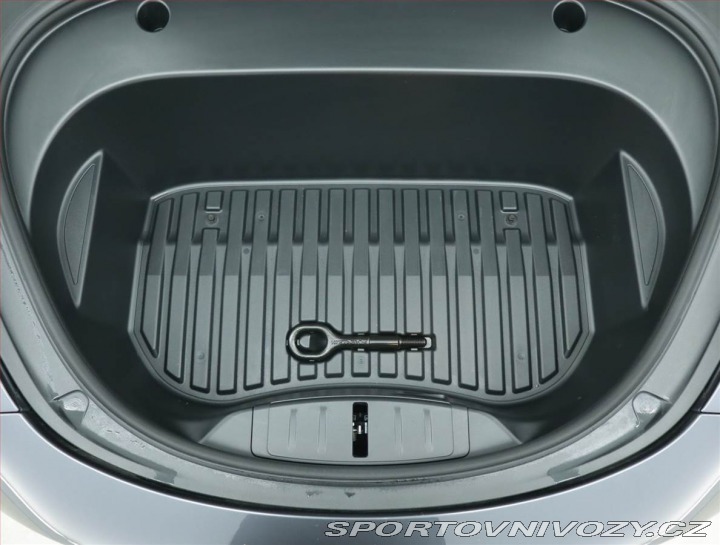 Tesla Model 3 Standard Range LFP, SoH 9 2022