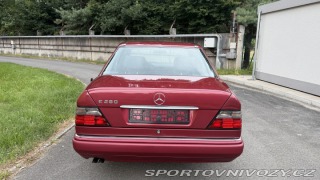 Mercedes-Benz E 1994