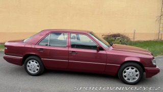 Mercedes-Benz E 1994