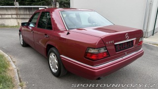 Mercedes-Benz E 1994