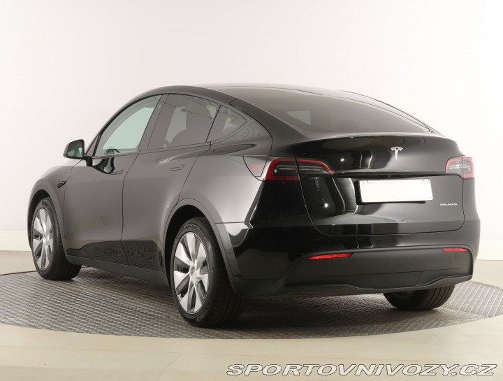 Tesla Model Y Long Range AWD 79kWh 2023