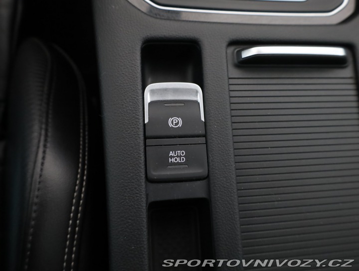 Volkswagen Ostatní modely Passat R-Line 2.0 BiTDI 2016