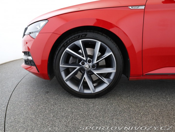 Škoda Superb Sportline 2.0 TSI 2021