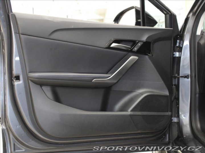 MG Ostatní modely MG4 0,0 64kWh Exclusive Akční 2025