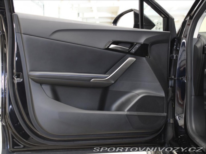 MG Ostatní modely MG4 0,0 77kWh Exclusive 30tkm 2025