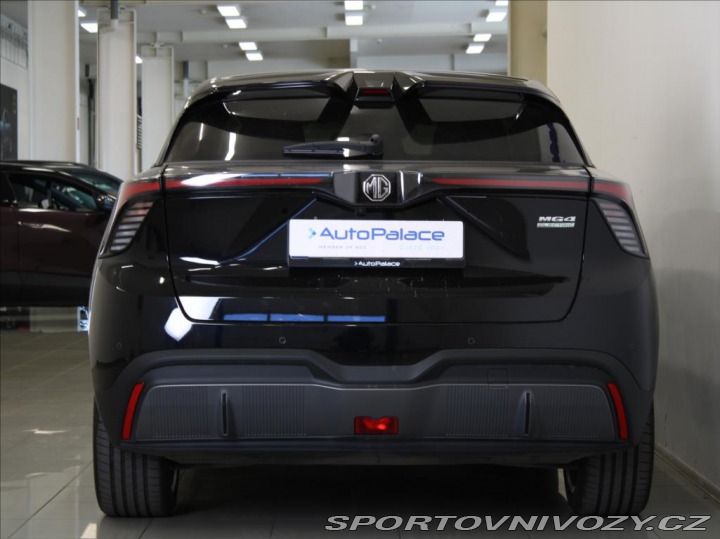 MG Ostatní modely MG4 0,0 77kWh Exclusive 30tkm 2025