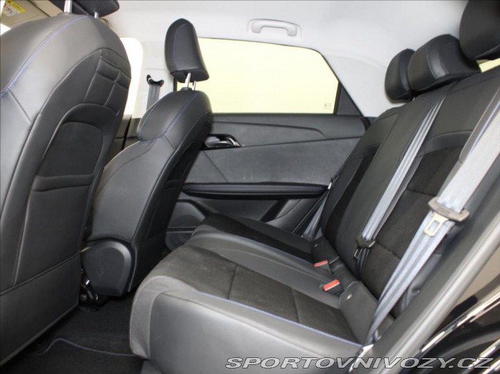 MG Ostatní modely MG4 0,0 77kWh Exclusive 30tkm 2025
