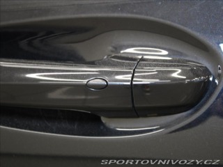 MG Ostatní modely MG4 0,0 77kWh Exclusive 30tkm 2025
