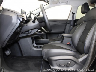 MG Ostatní modely MG4 0,0 77kWh Exclusive 30tkm 2025