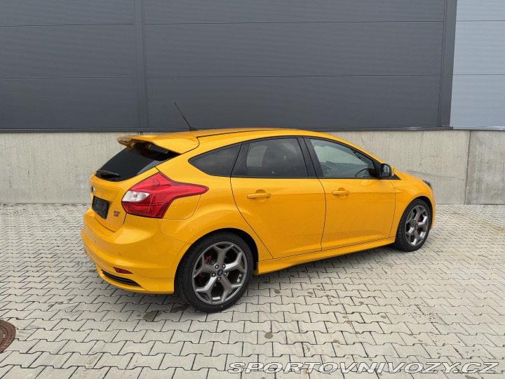 Ford Focus ST  2013