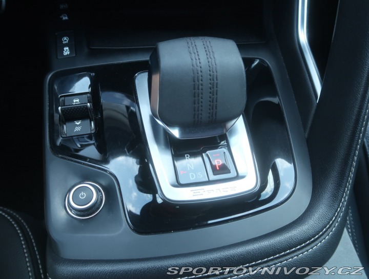 Jaguar E-Pace R-Dynamic P300e AWD 2021