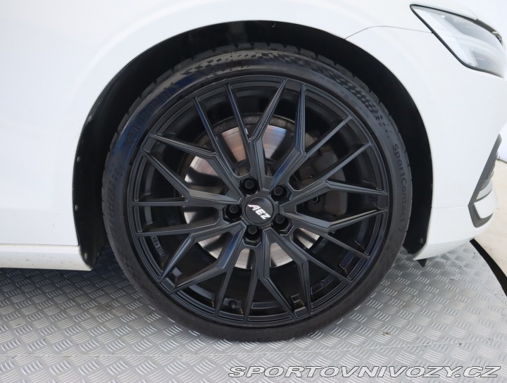 Volvo V60 T6 AWD 2019