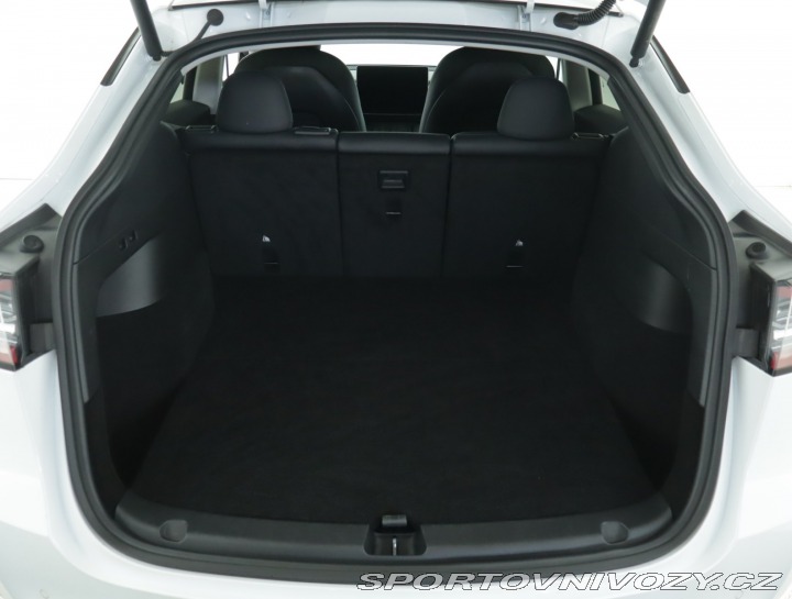 Tesla Model Y Long Range AWD 79kWh 2022