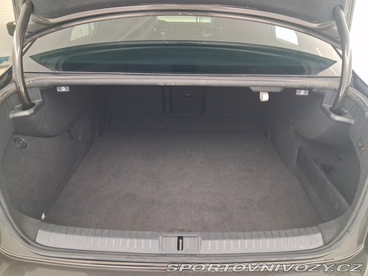 Volkswagen Ostatní modely Passat R-Line 2.0 BiTDI 2016