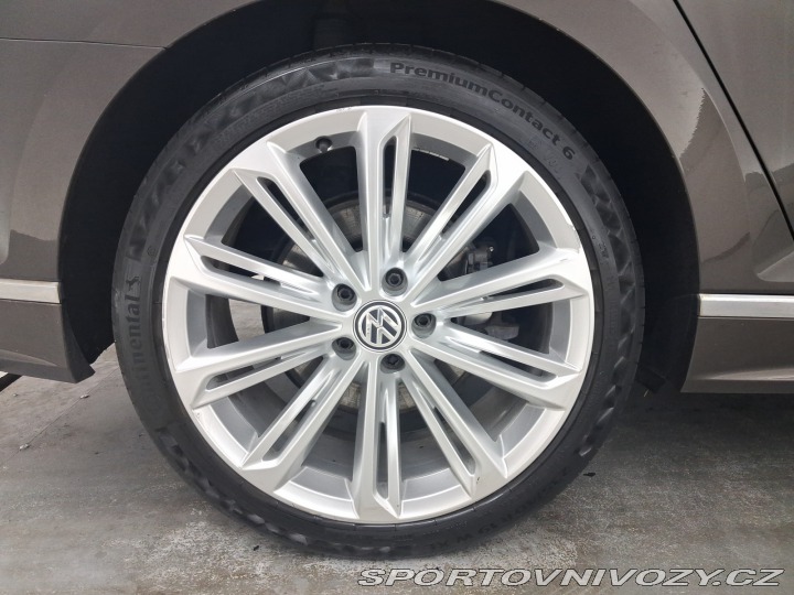Volkswagen Ostatní modely Passat R-Line 2.0 BiTDI 2016
