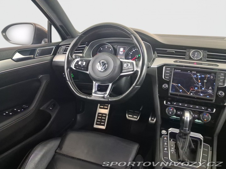 Volkswagen Ostatní modely Passat R-Line 2.0 BiTDI 2016