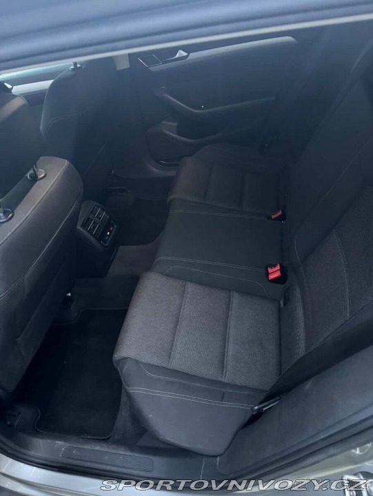 Volkswagen Ostatní modely Passat 2,0 b8 2015