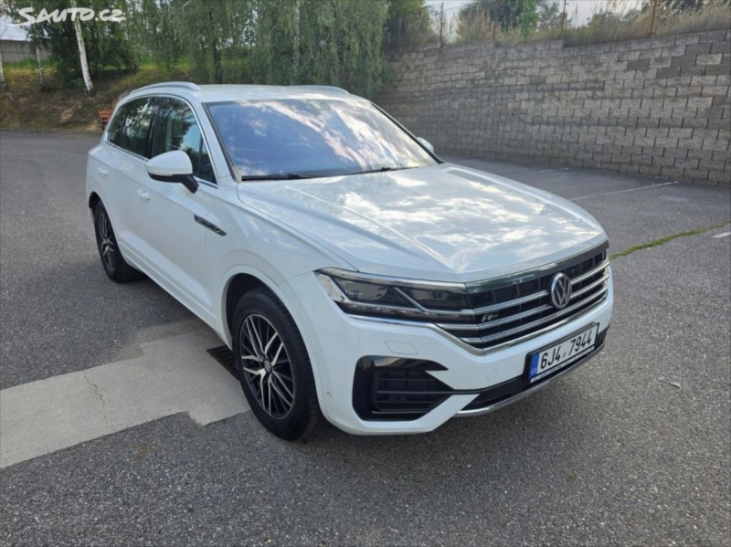 Volkswagen Ostatní modely Touareg 3,0 VW Touareg V6 Rline