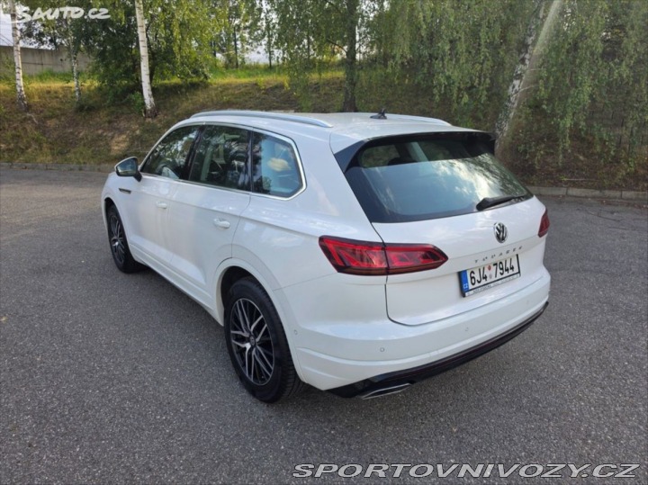 Volkswagen Ostatní modely Touareg 3,0 VW Touareg V6 Rline 2020