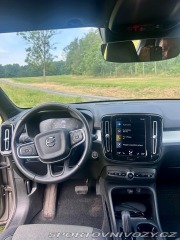 Volvo Ostatní modely XC40 2,0 B4 AWD benzin 2021