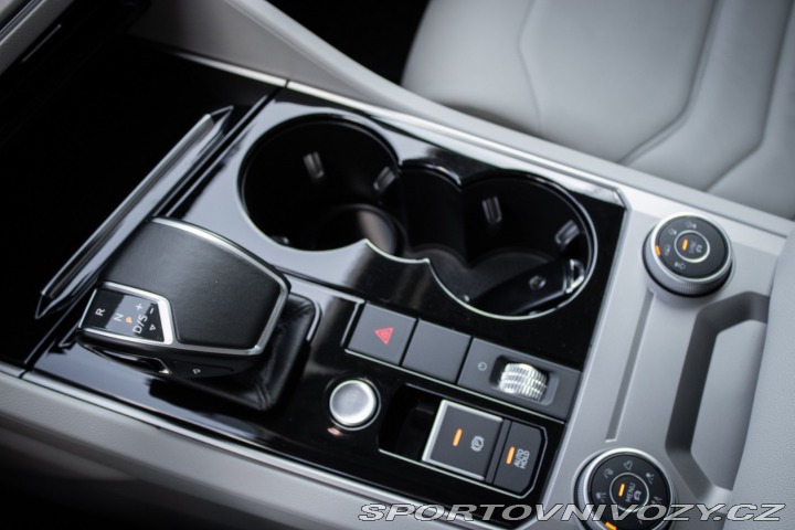 Volkswagen Ostatní modely Touareg  3.0 V6 TDI SCR Elegance 2019