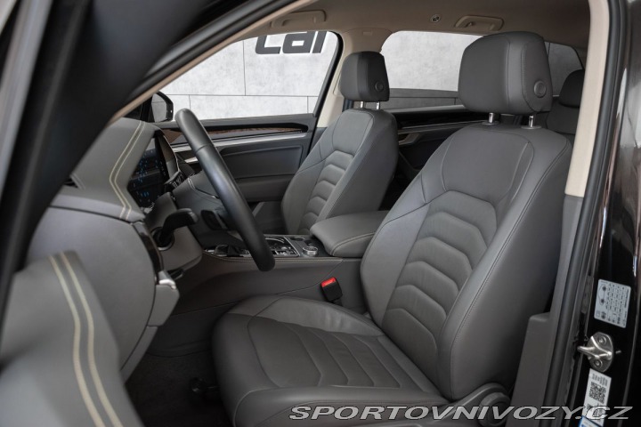 Volkswagen Ostatní modely Touareg 3.0 TDI 210kW EXCLUSIVE*Č 2024