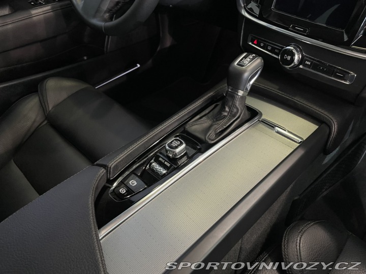 Volvo V90 D5 Cross Country 173 kW 2019