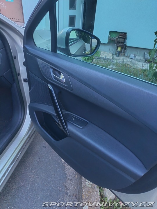 Peugeot 508 GT 2012