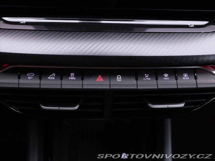 Škoda Octavia RS 2,0 TSI 195kW DSG RS DPH 2025