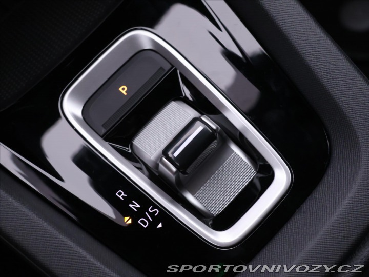 Škoda Octavia RS 2,0 TSI 195kW DSG RS DPH 2025