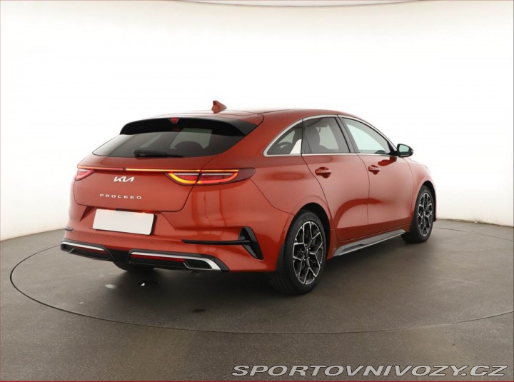 Kia ProCeed GT Line Plus 1.5 T-GDI MH 2023