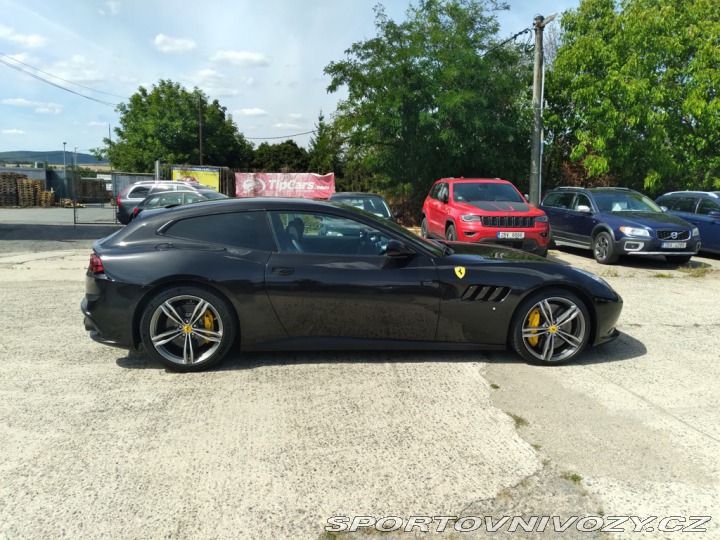 Ferrari GTC4Lusso V12 2018