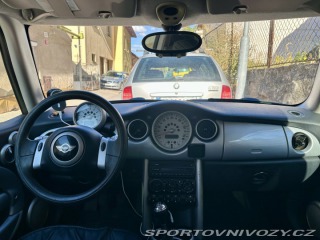 Mini Cooper R50 2003