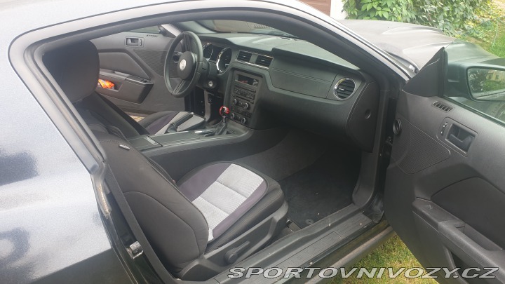 Ford Mustang 2010