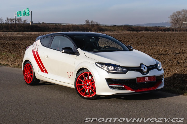 Renault Mégane RS Trophy R DPH*1/250 2015
