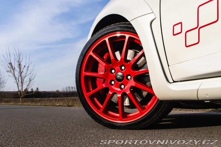 Renault Mégane RS Trophy R DPH*1/250 2015