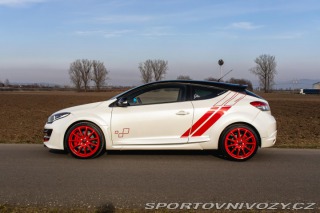 Renault Mégane RS Trophy R DPH*1/250 2015