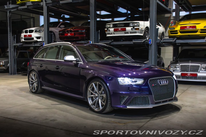 Audi RS4 Avant B8 DPH 2013
