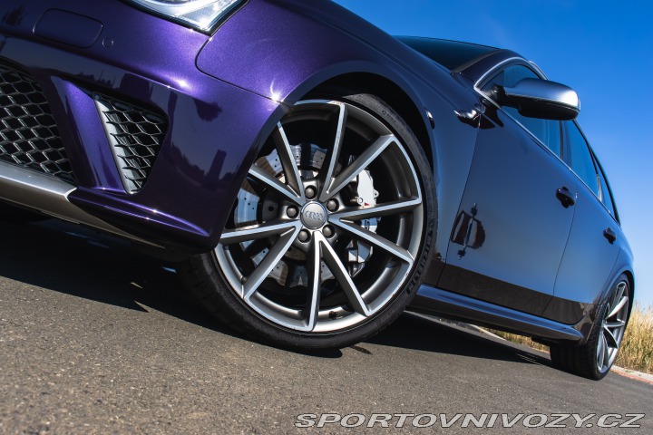 Audi RS4 Avant B8 DPH 2013