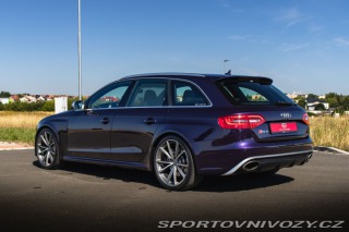 Audi RS4 Avant B8 DPH 2013