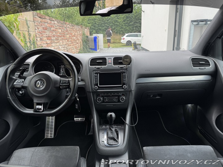Volkswagen Golf 6R 2.0TSi 299kW DSG 2011