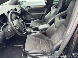 Volkswagen Golf 6R 2.0TSi 299kW DSG 2011
