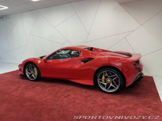 Ferrari F8 Spider*LIFT*DISPLAY*TEMPO 2022