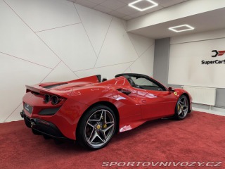 Ferrari F8 Spider*LIFT*DISPLAY*TEMPO 2022