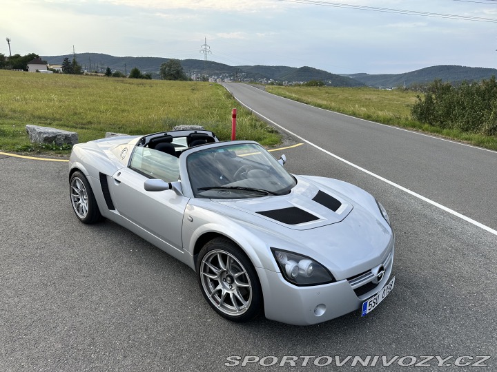 Opel Speedster 2002
